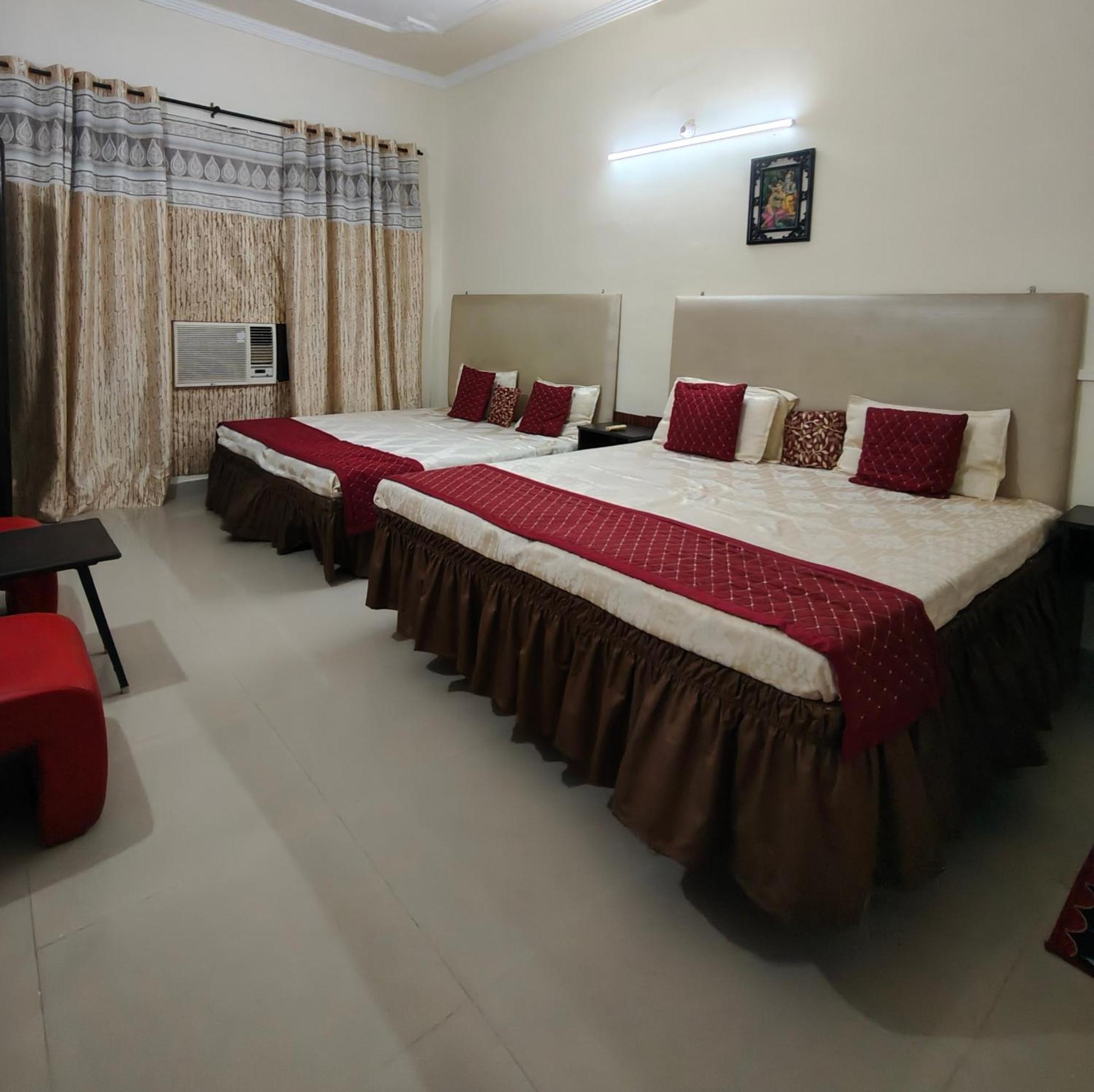 New Chandigarh Holiday Home Bagian luar foto